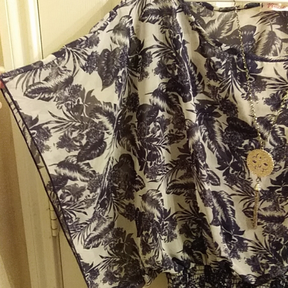 Cute and Trendy Dress Blouse with Necklace - Picture 3 of 5